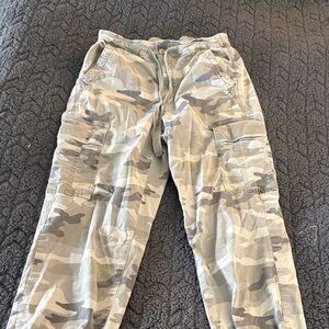 Women’s Camouflage Cargo Pants
